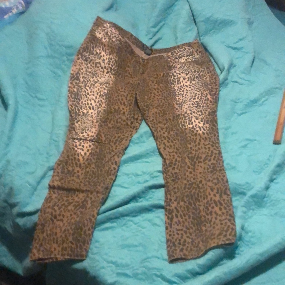 Size 24W sizzle jeans cheetah print skinny jeans